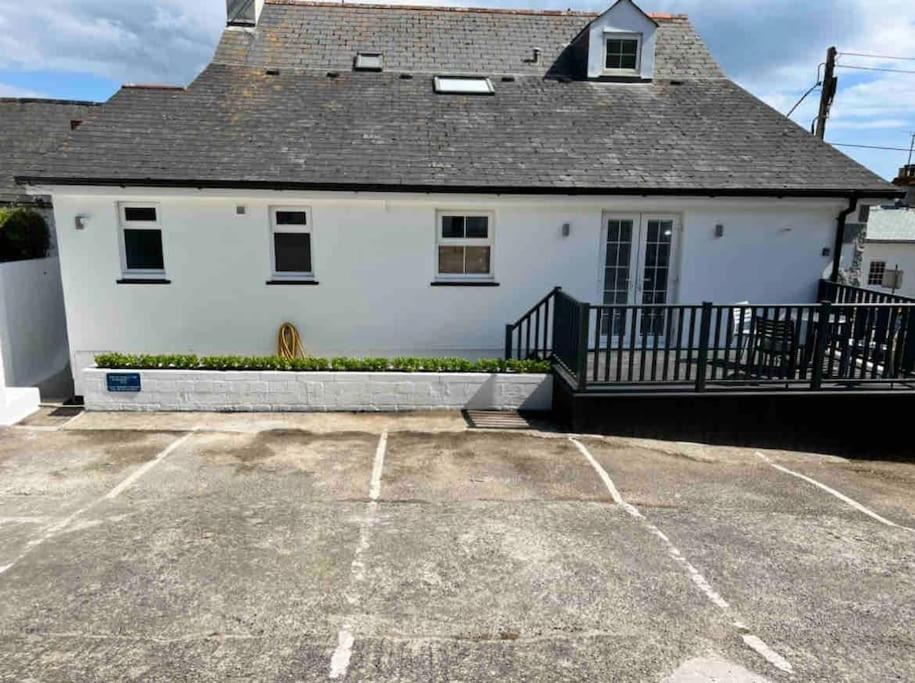 Luxury Modern Suite In Marazion With Parking Extérieur photo