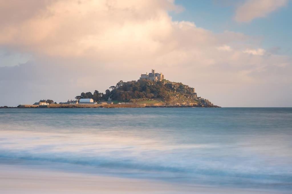 Luxury Modern Suite In Marazion With Parking Extérieur photo